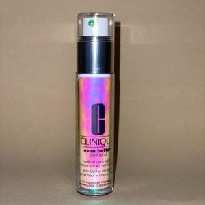 Clinique Even Better clinical Radical Dark Spot Corrector + Interrupter